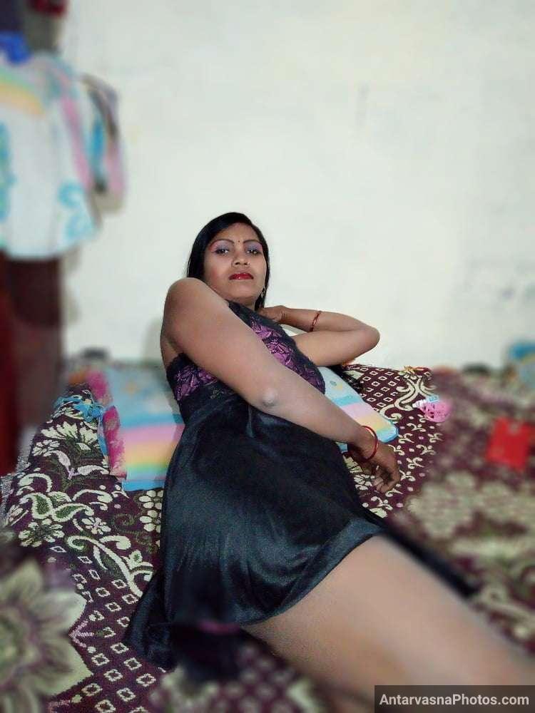 gaanw ki desi sexy housewife