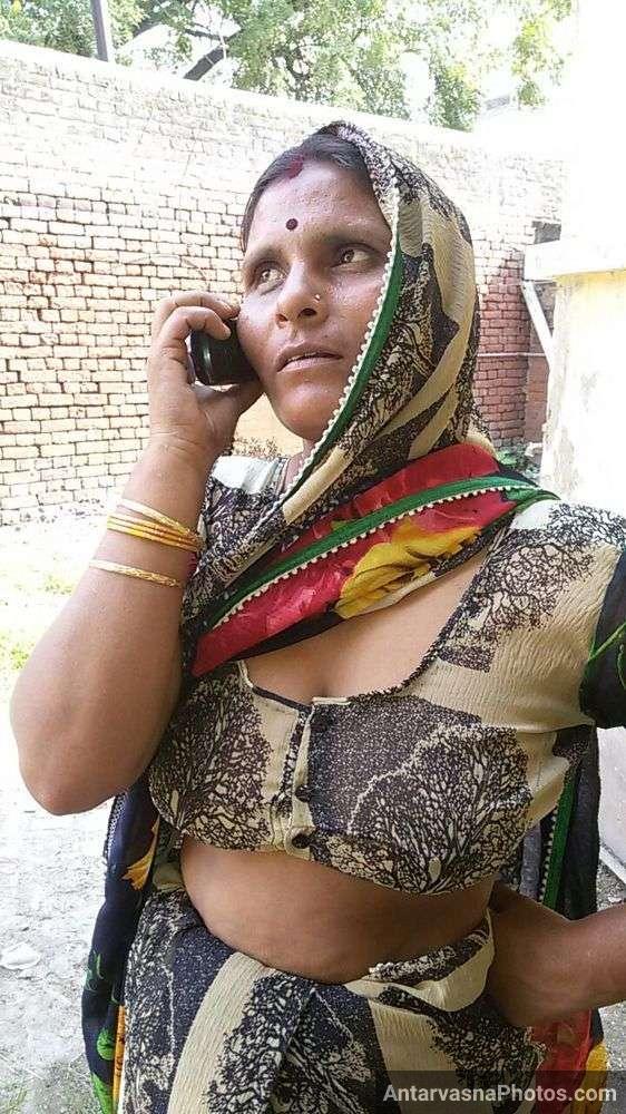 saree wali bihari aunty boobs