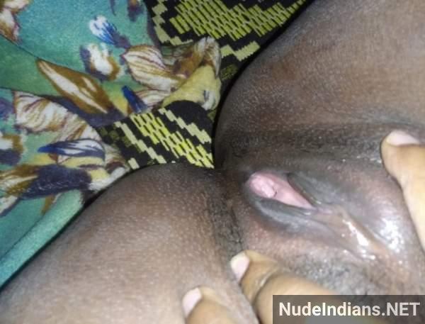 nangi bhabhi xxx ki chut sex pics - 2