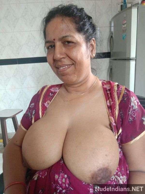 sexy indian boobs nude bhabhi milf moms pics - 21