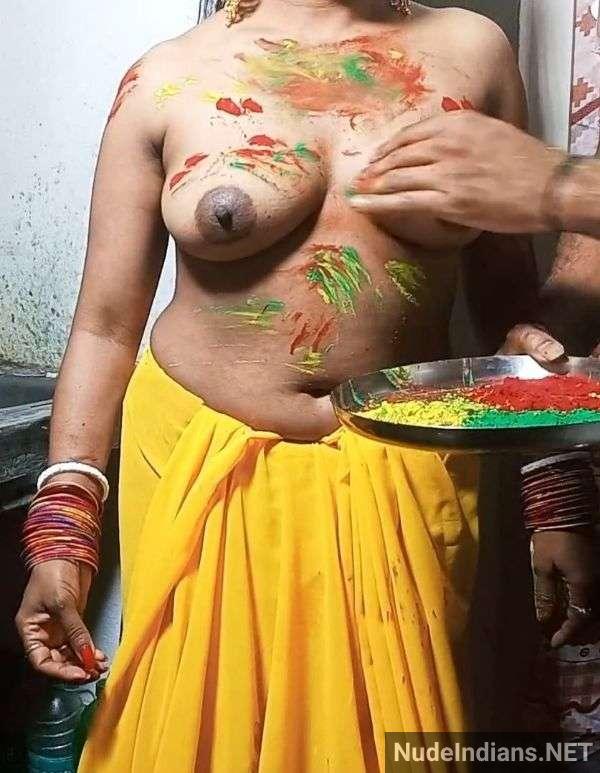 desi local aunty nude photos in hd - 54