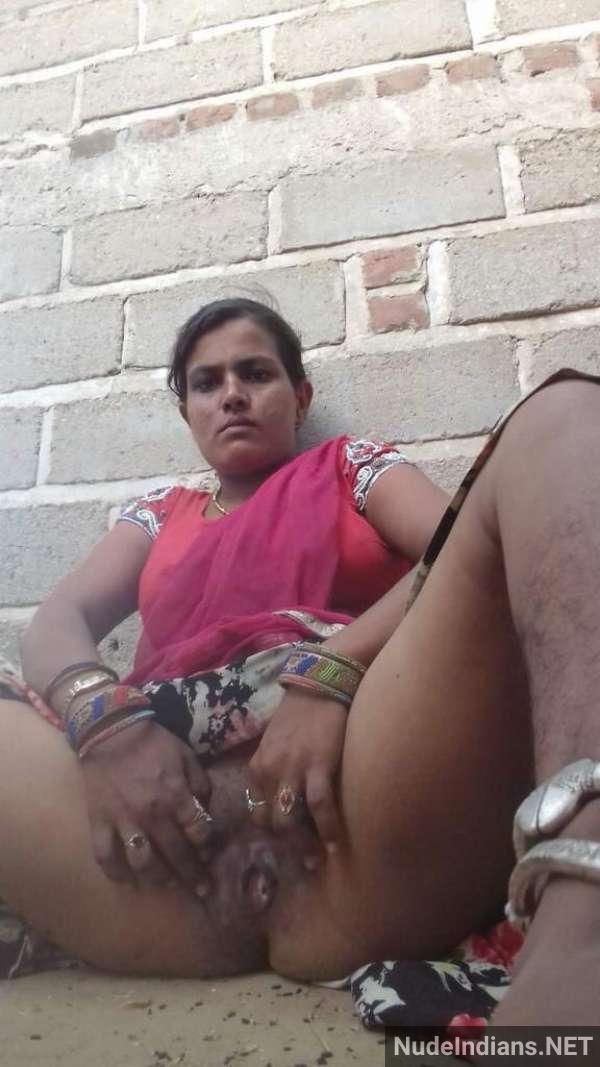 desi village bur images of nude bhabhi girls - 19