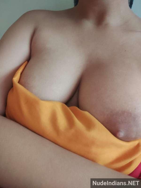 indian hot boobs pics - 11
