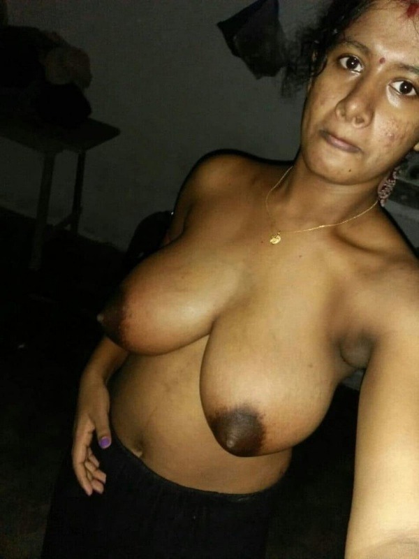 unload your cum with desi aunty big boobs pic - 31