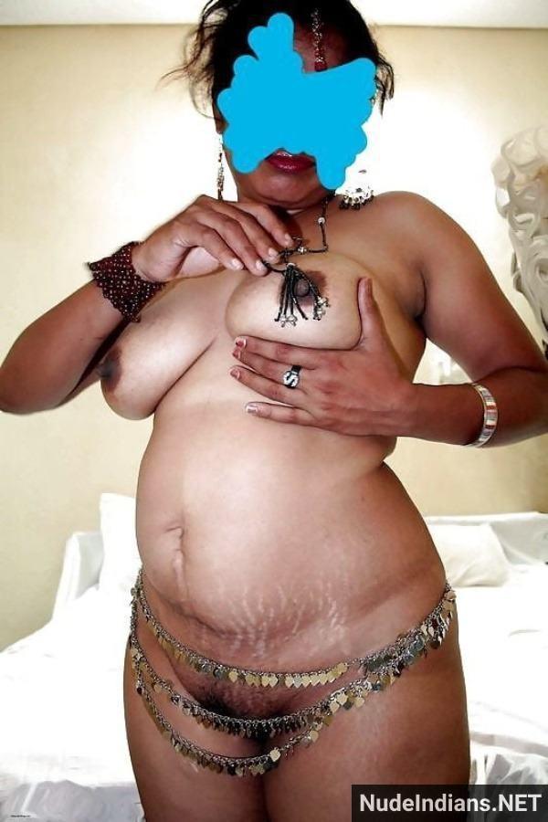 nude desi aunty seducing porn pics - 35