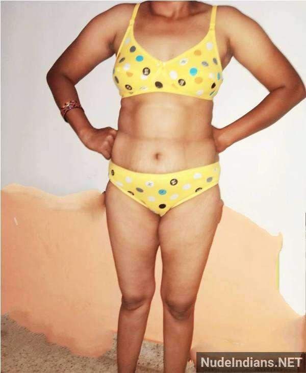 desi nude bhabhi ki panty pics - 2