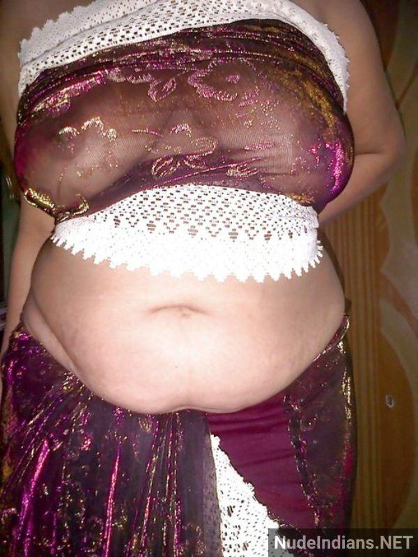 nainital aunty nude pics - 49