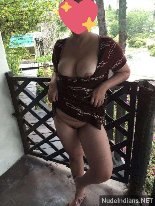 xnxx desi big boobs pics village bhabhi nude - 3