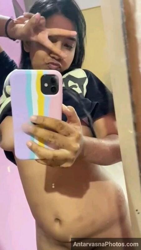 hot desi girl nude chut selfies 4
