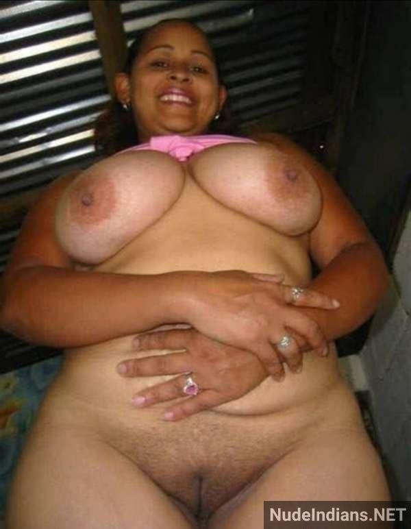xnxx indian boobs pics nude bhabhi - 50