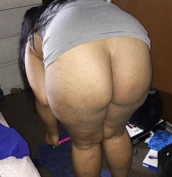 desi aunty big ass naked pics - 46