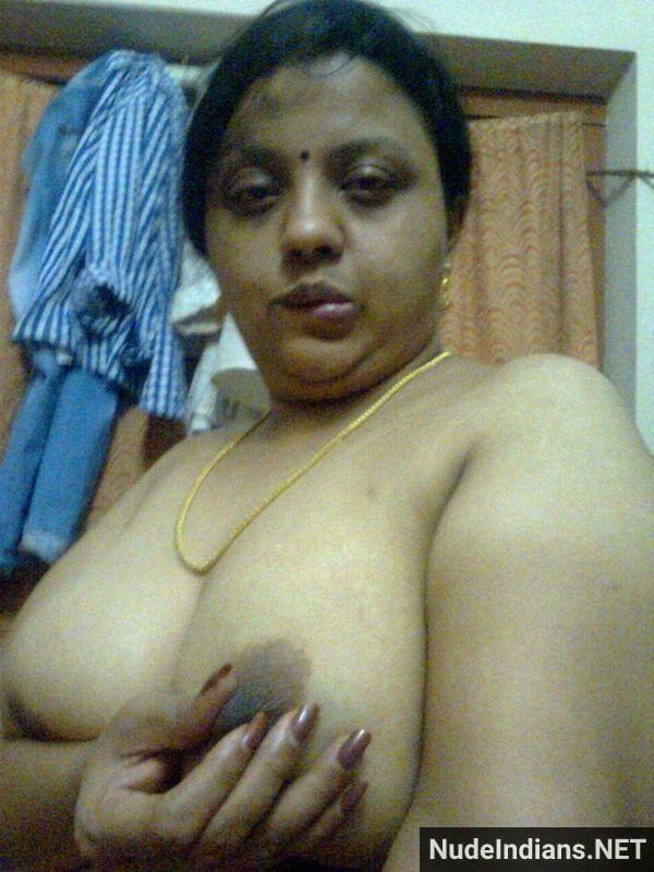 big boobs desi lady and girlfriends pics - 21