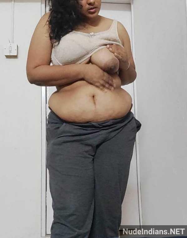 curvy mallu nude pics - 15