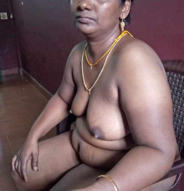 tamil nude aunty photos - 15