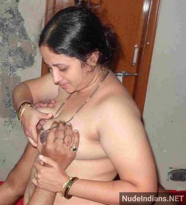 xnxx indian aunty sex pics - 15
