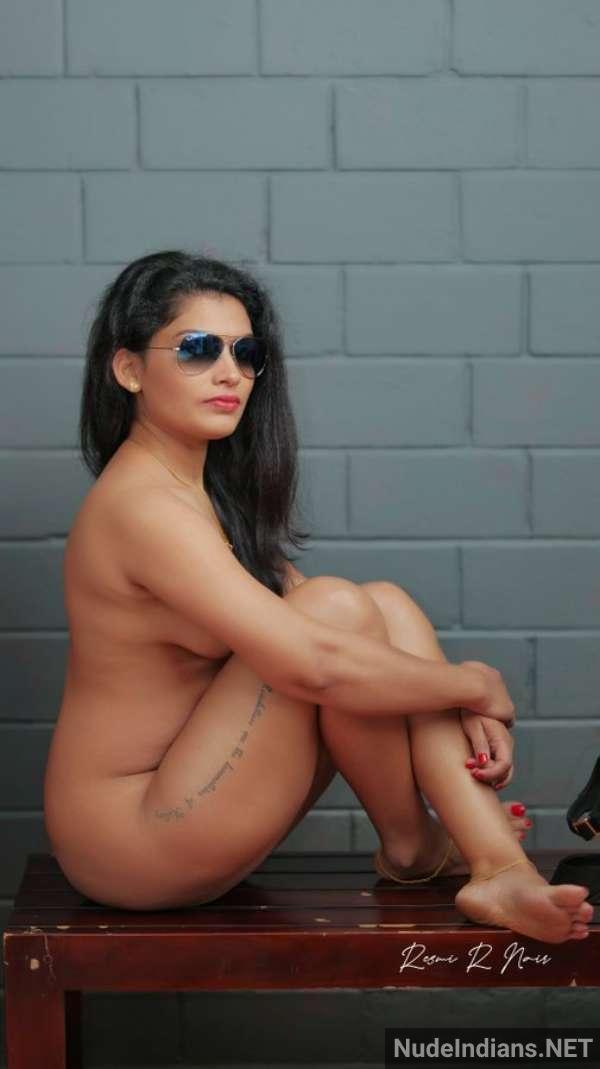 indian bhabhi sexy photo shoot naked - 37