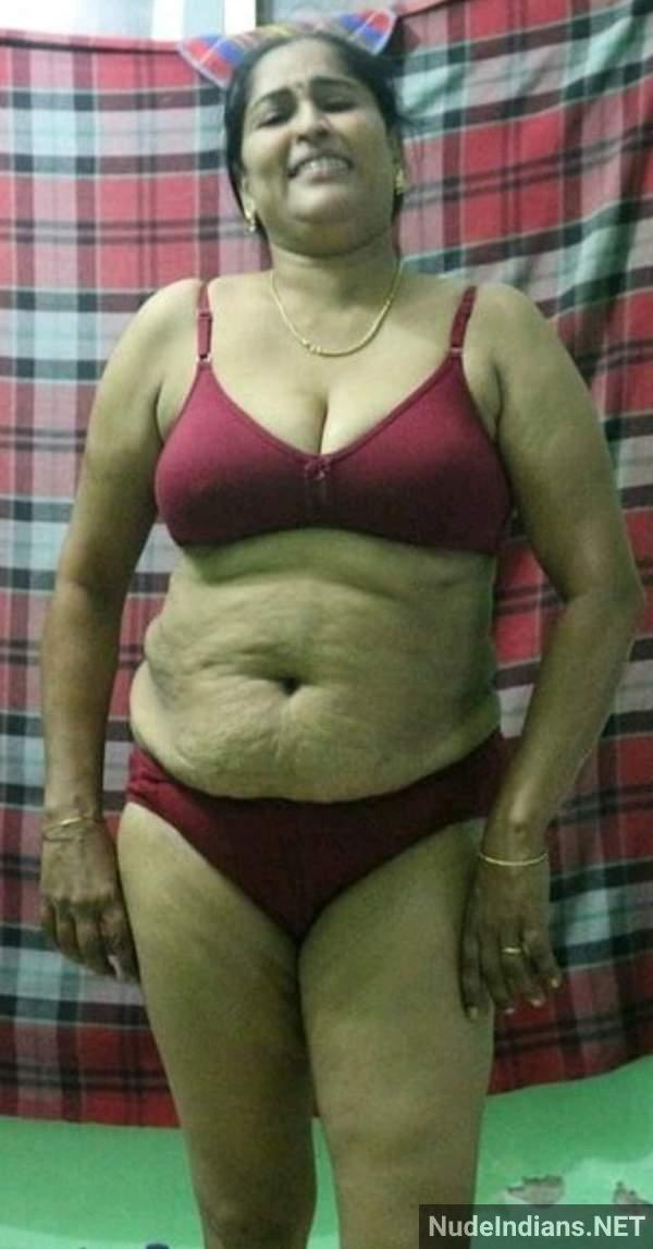 nude aunty photos - 23