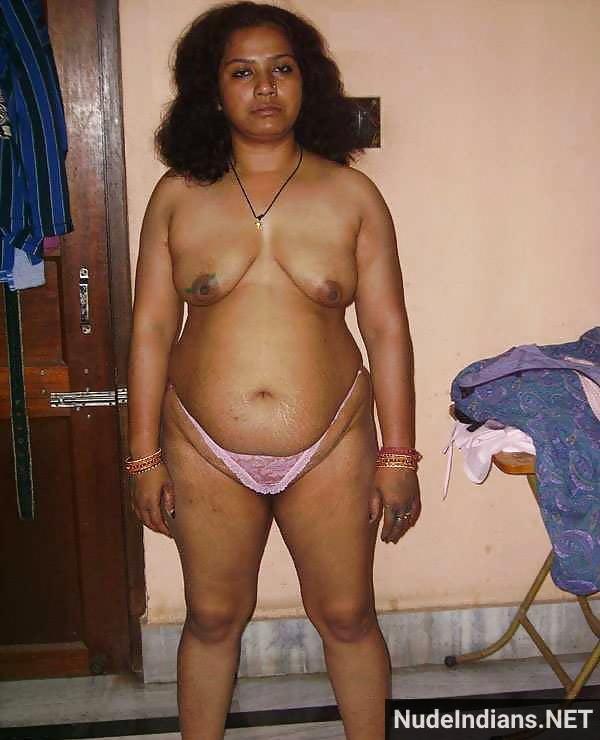 naked desi aunty pics - 14