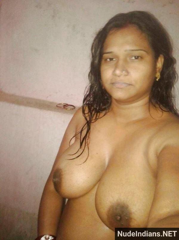 naked desi aunty pics - 15
