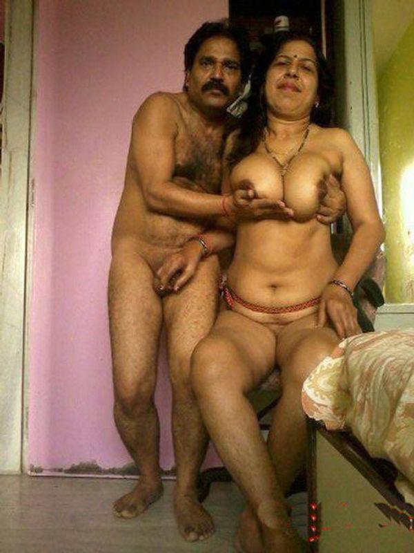 village nude indian aunty pics collection - 17
