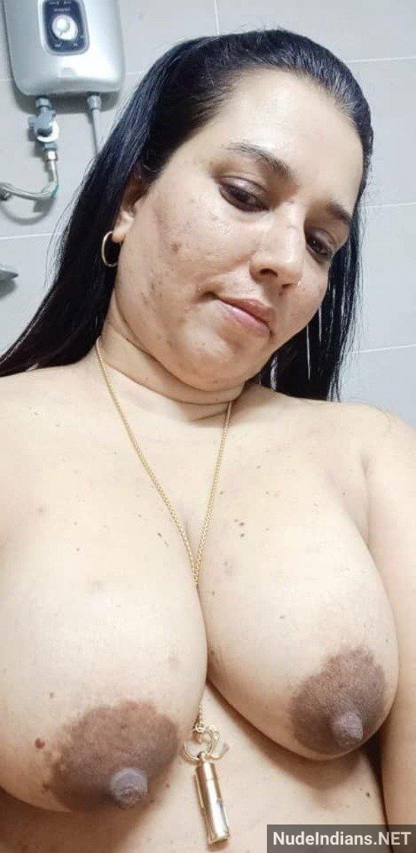 sex hungry bhabhi boobs pics desi wife xxx pics - 26