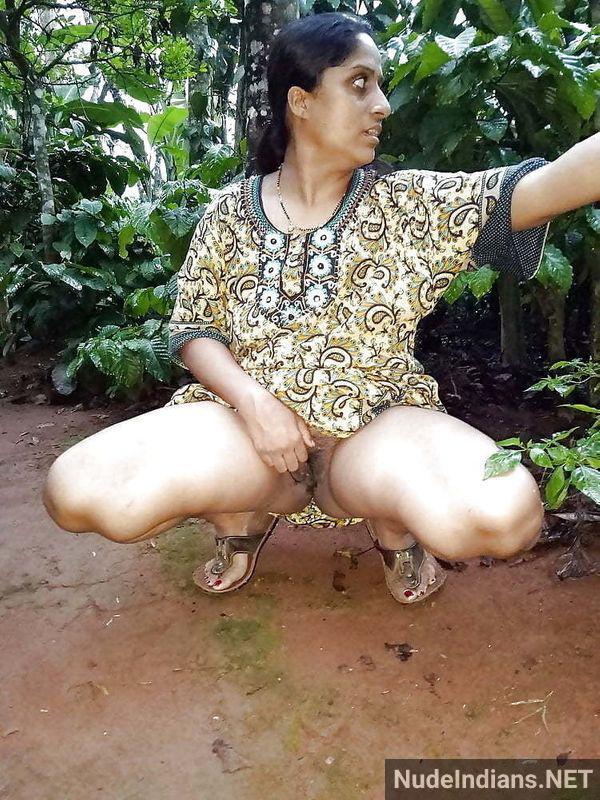 desi nude aunty exposing big boobs ass - 19