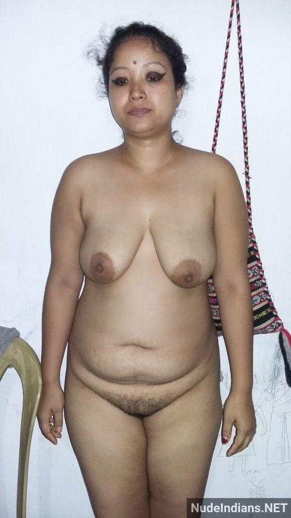 desi nude aunty exposing big boobs ass - 24
