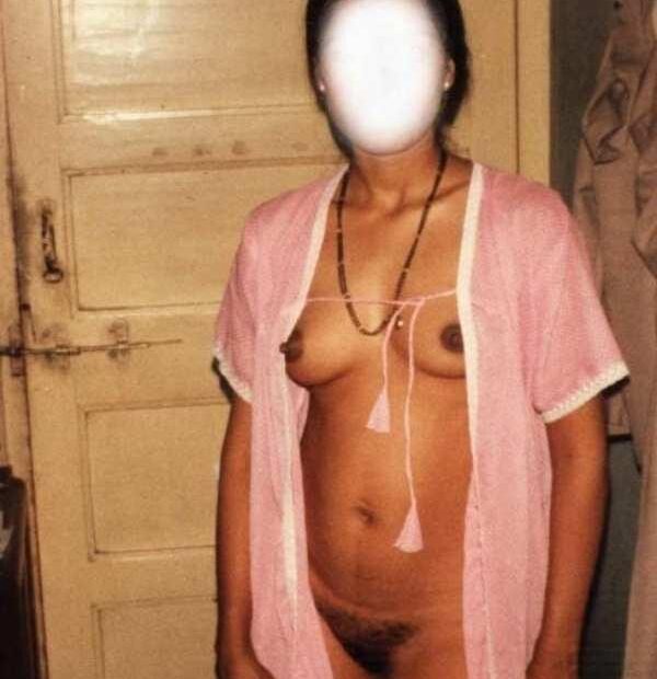 desi bhabi nude pics - 18