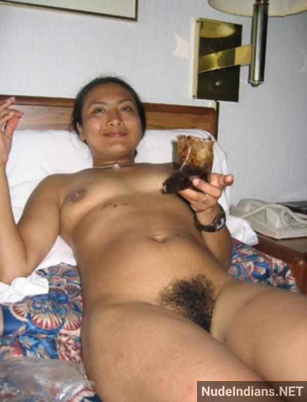 desi nude pic gallery of indian bushy pussy 16
