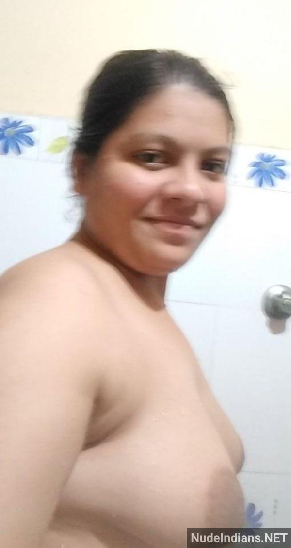 nude andhra aunty sexy pics - 12