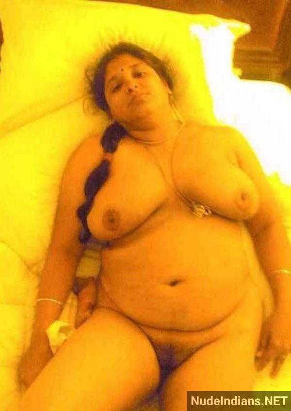 nude andhra aunty sexy pics - 9