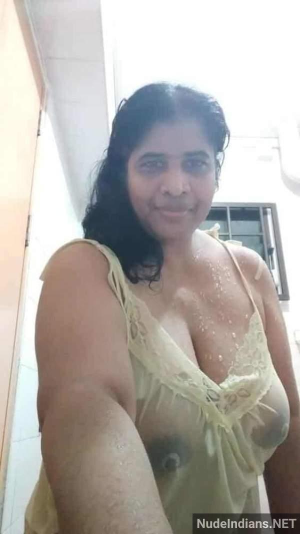mangalore aunty nude pics - 5