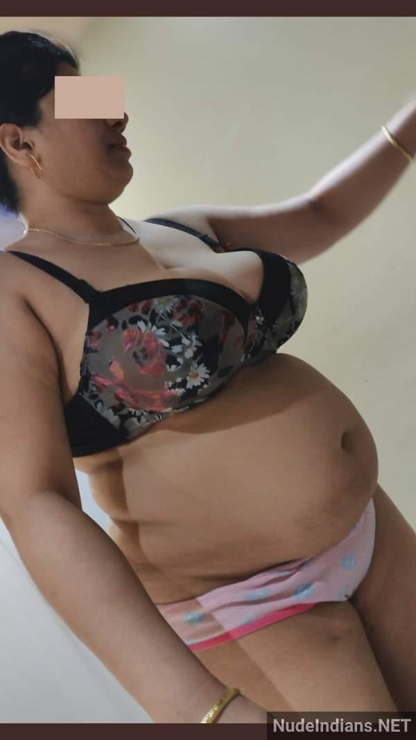 real mallu bhabhi nude selfie leaked - 23