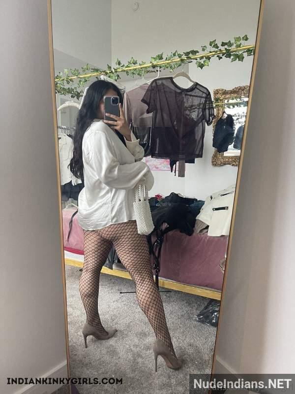 Desi bhabhi nude selfie photos 67