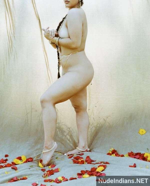 naked photos indian bhabhi - 28