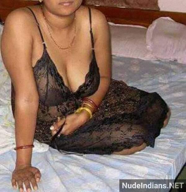 village bhabhi nangi photos - 52