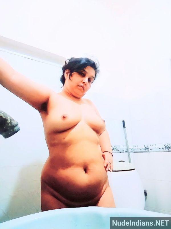 indian village nude aunty bf pictures - 27