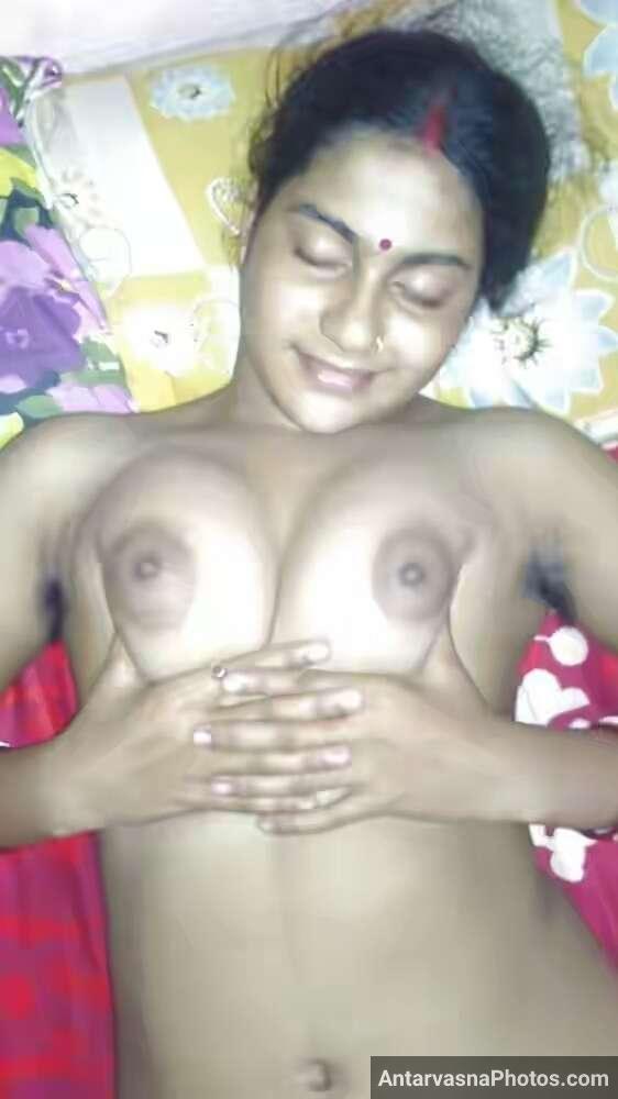 chuchiya dikhai bengali bhabhi ne