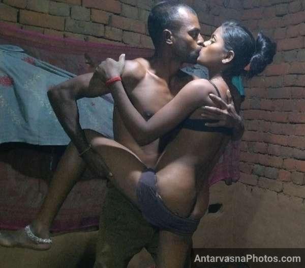 gaanw ke desi couple ke xxx pics