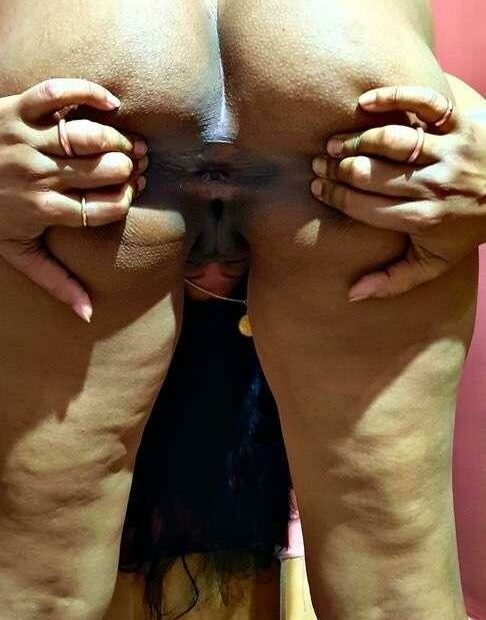 sexy gujju aunty saree striptease photos 1