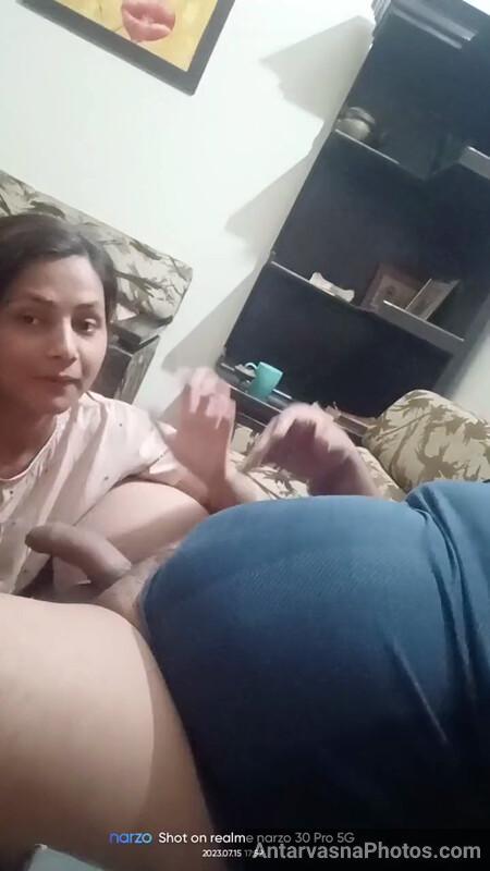 desi husband wife blowjob chudai photos 1