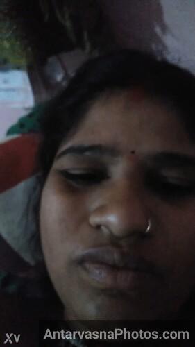 bhabhi ki kali chut chatne ke photos 8