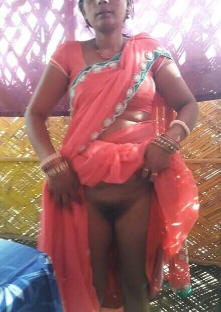gaanw ki kamwali bhabhi ki hairy chut 1