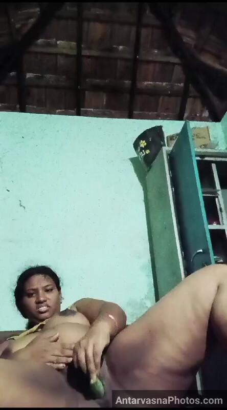 dehati aunty banana sex photos 2