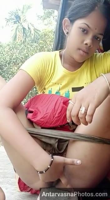 big boobs girl chut fingering pics 2