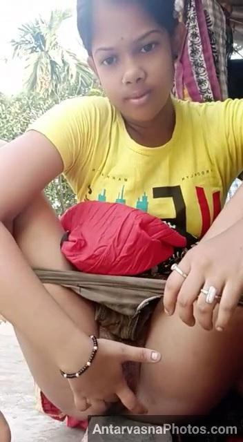 big boobs girl chut fingering pics 4