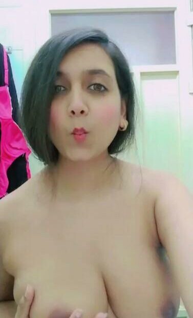 pakistani bhabhi rozy nude xxx photos 11