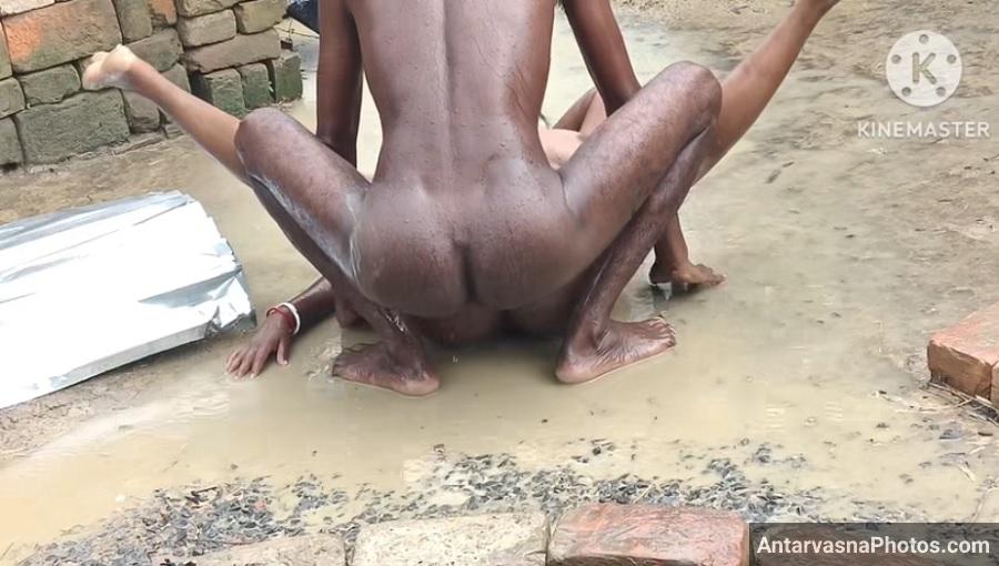 barish me village aunty ko chodne ke photos 12