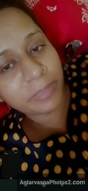 delhi hot bhabhi ki naked boobs chut selfies 4