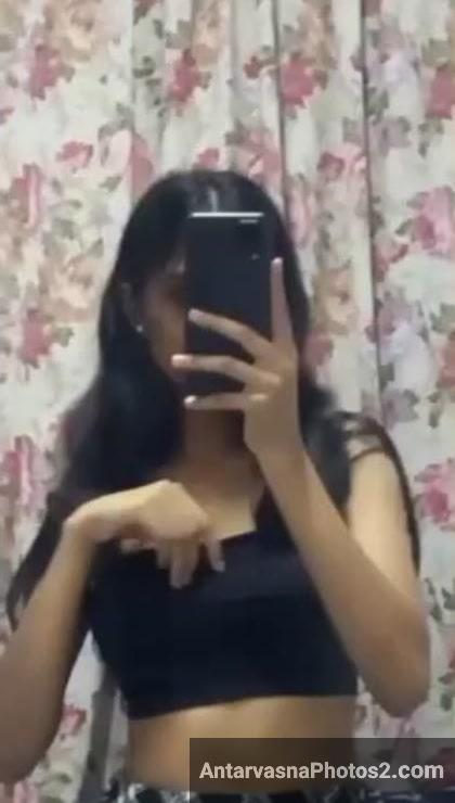 desi college girl nude boobs selfies 1